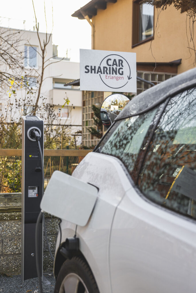 Carsharing Parkplatz beim Hotel Luise